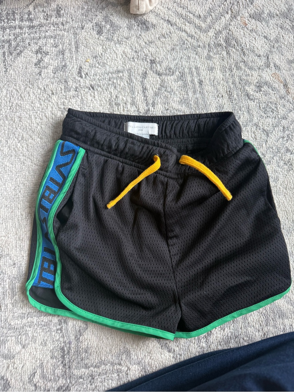 Stella McCartney Kids Black Mesh Shorts with Yellow Drawstring size 3 years